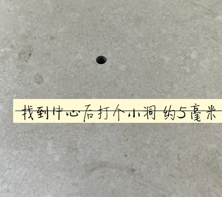 应县瓷砖空鼓维修公司专业解答在瓷砖铺贴过程中，如果砂料搅拌不均匀，将会带来以下问题